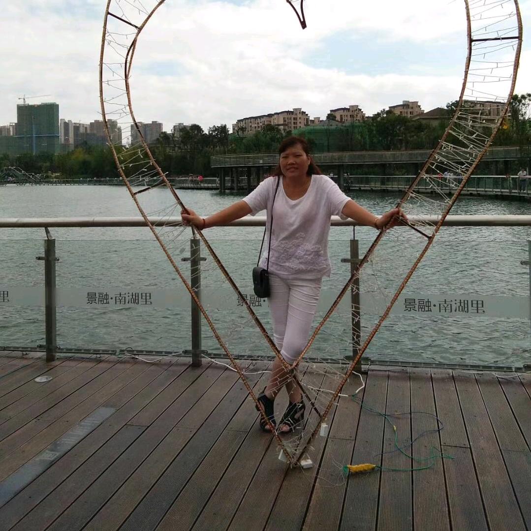 一轮明月