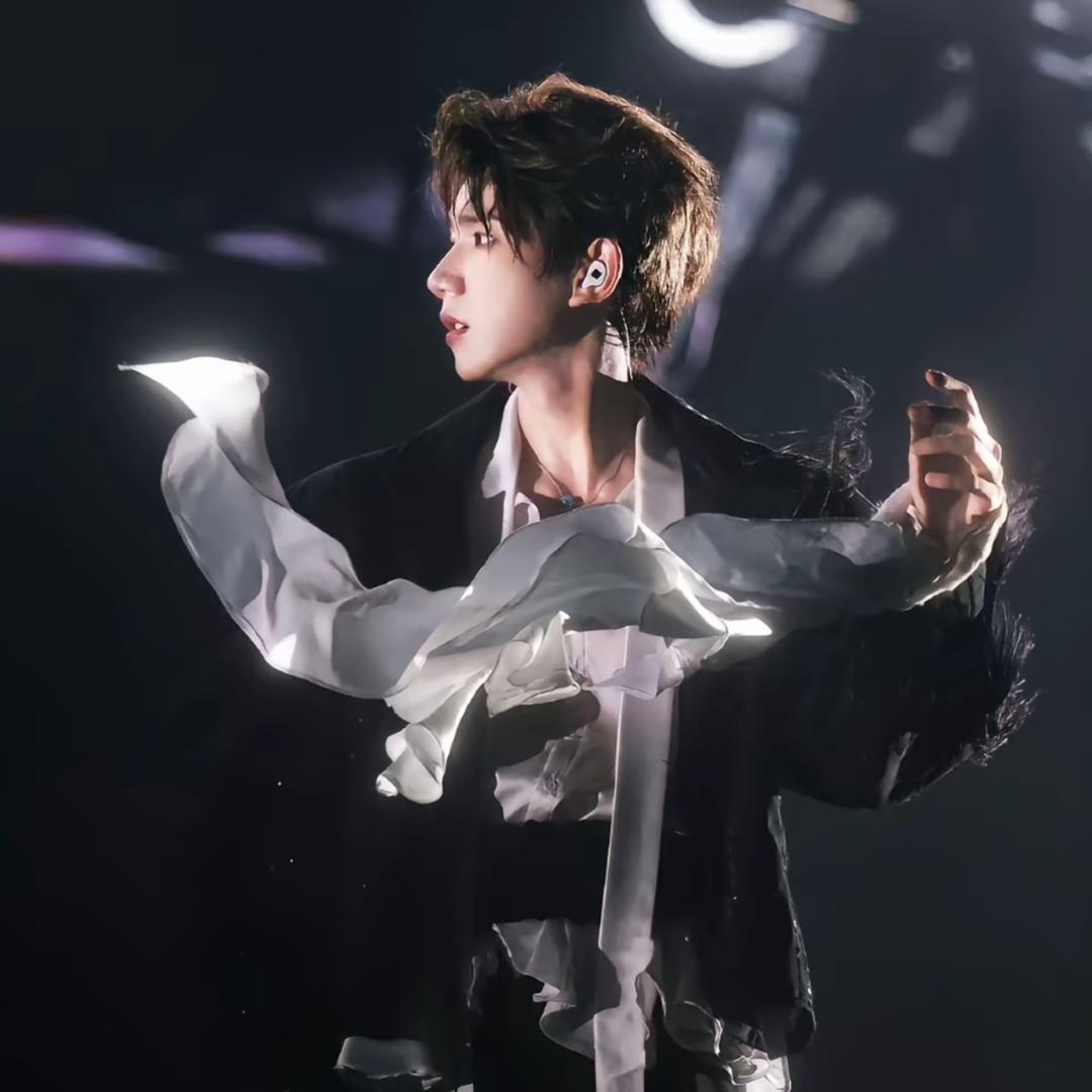 喜羊羊喜气洋洋（见过王源版）