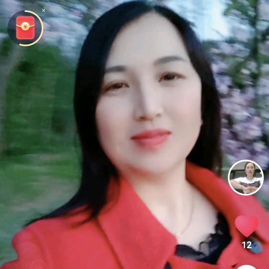 贵州妹（21点10直播唱歌聊天）