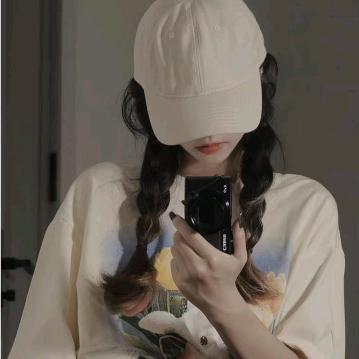 易萧篍