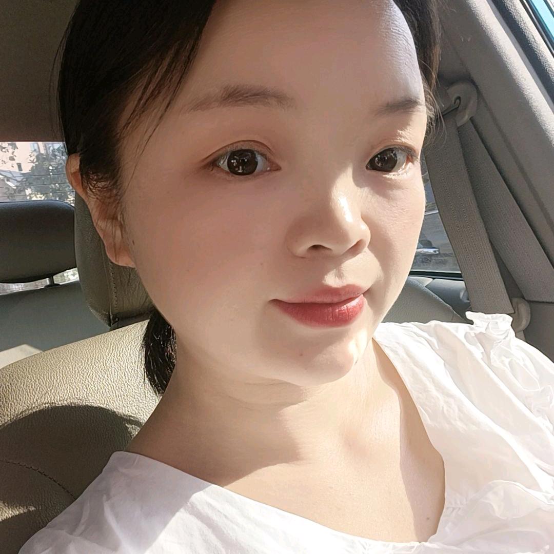 营山香莱尔瓷砖陶子姐