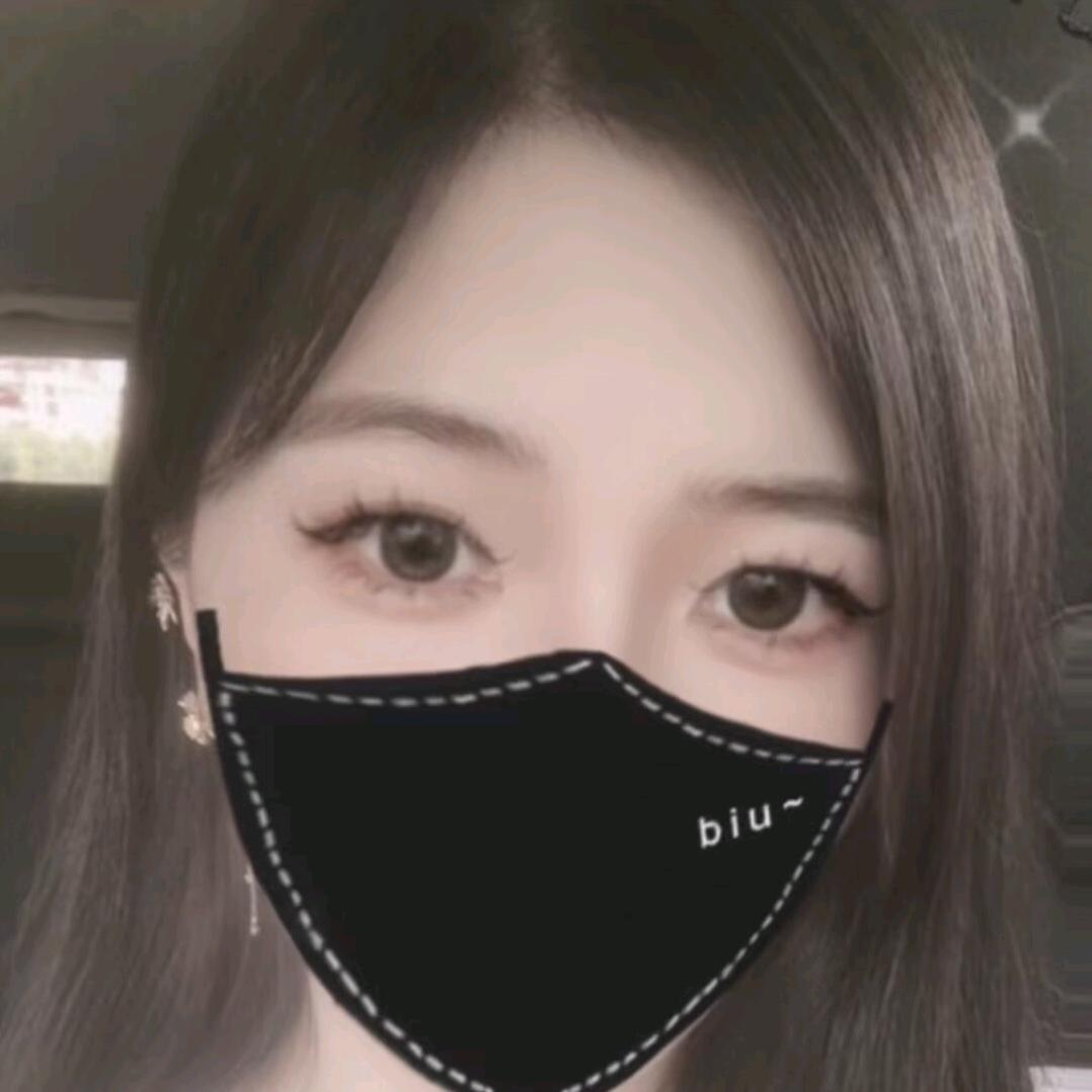 @小小妤🌸