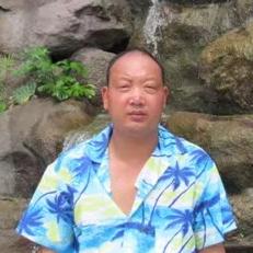 招牌菌汤臭豆腐