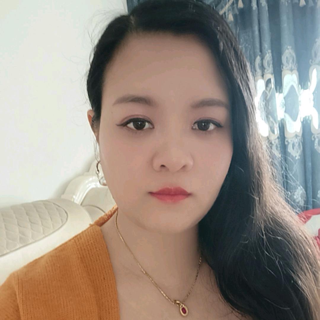 小丽爱鸡爪（播10:02）