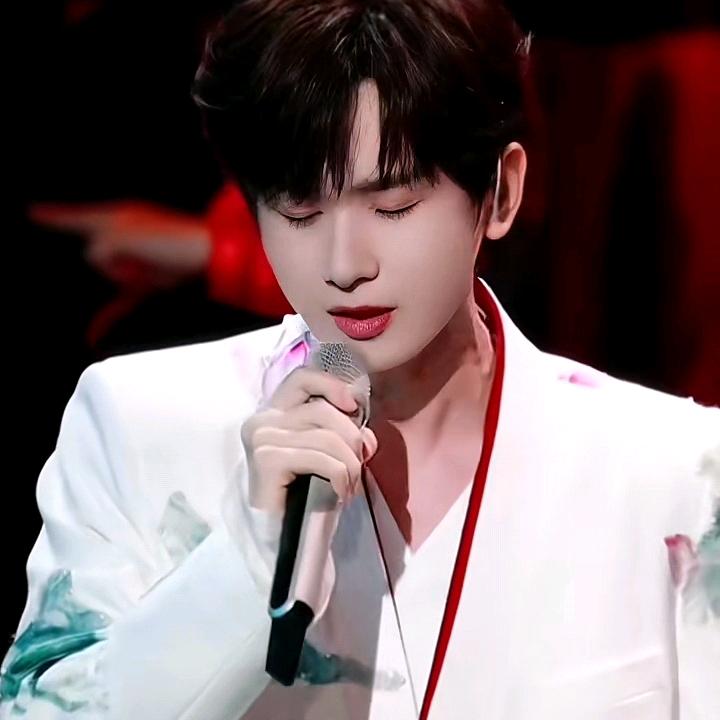 ℳঞ辉黄💖万张¹³₁₄꧔࿐