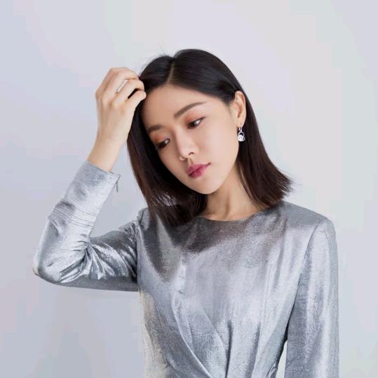 💞🍁🥀丫头💞🍁🥀