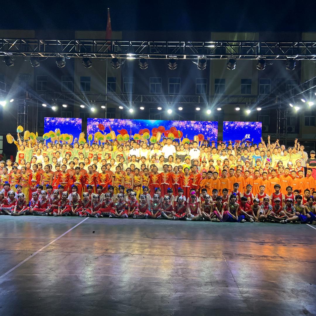 临漳县鹏程学校