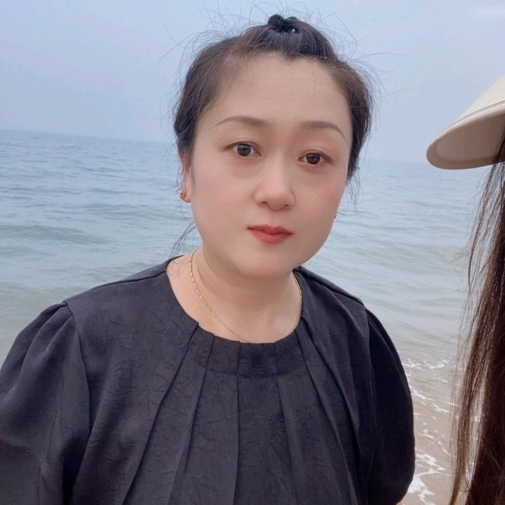 大芹(理发师)上午9点10分开直播