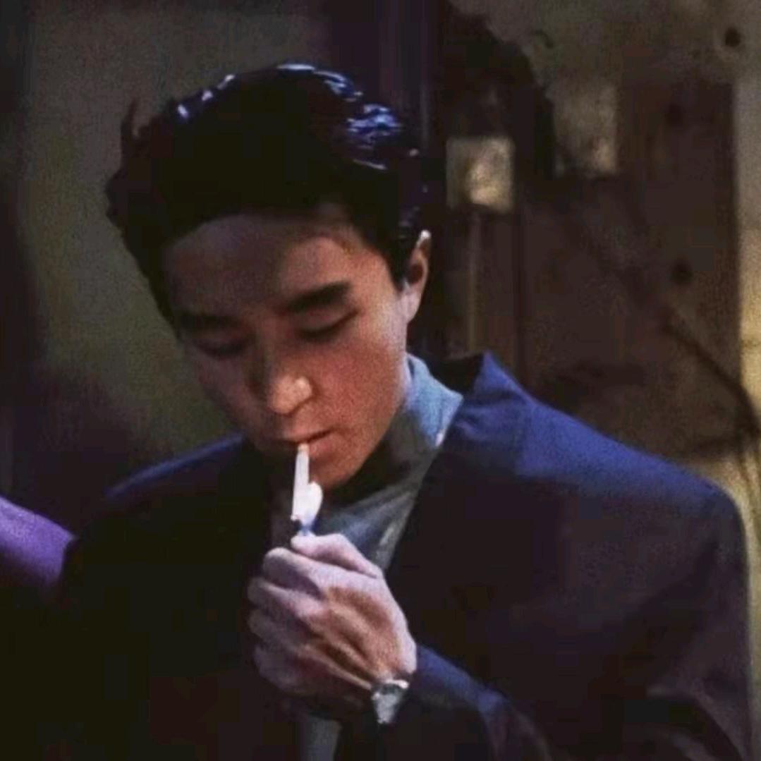 上当༡