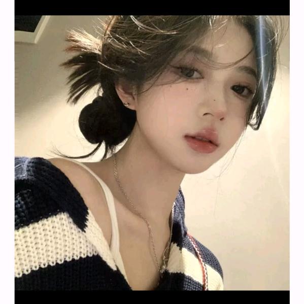 意外心动的神秘妻头像