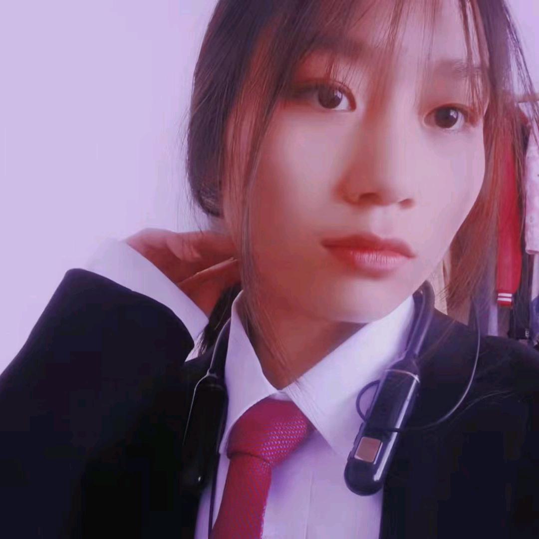 心在滴血泪在流，小杨