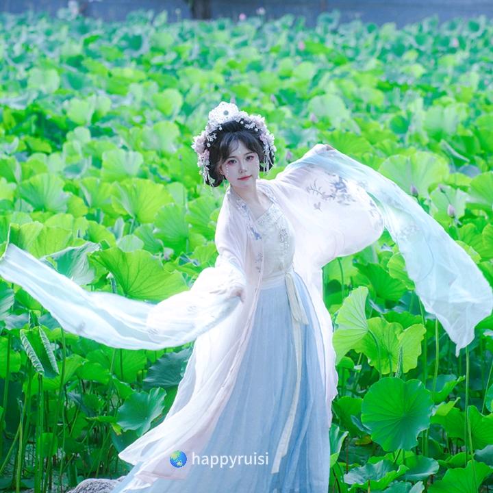 西安汉服女摄睿思