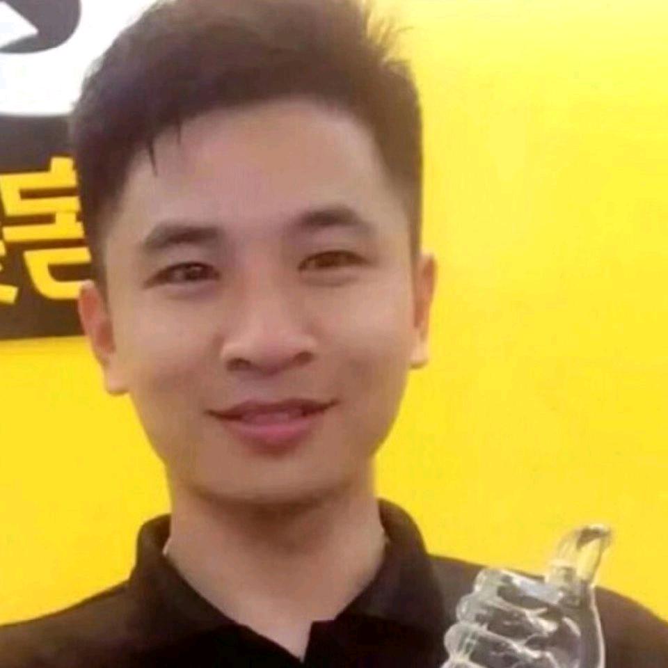 平舆县门多多门业店（招业务）