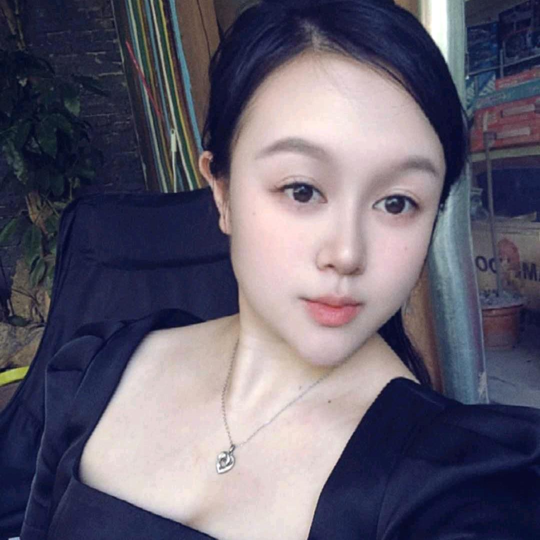 是小白呀