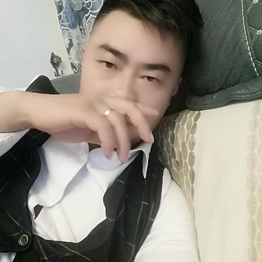 请叫我裸燎