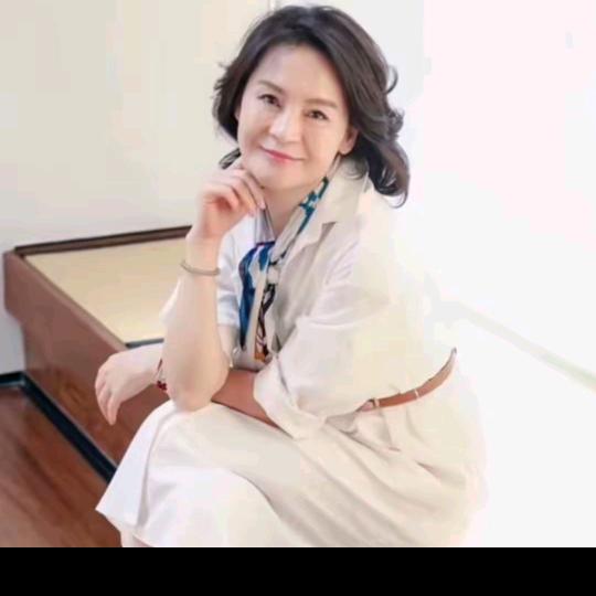 我是摩羯♑️(高端女装)