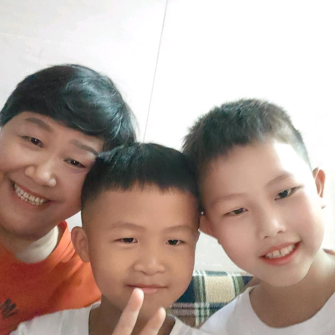 罗玉群