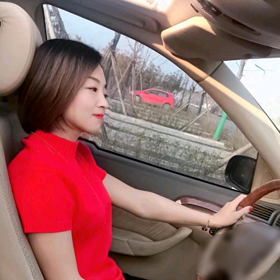 西安地暖 钢管阀门管道超市