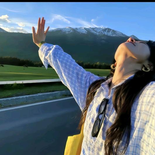 折耳根女王（努力