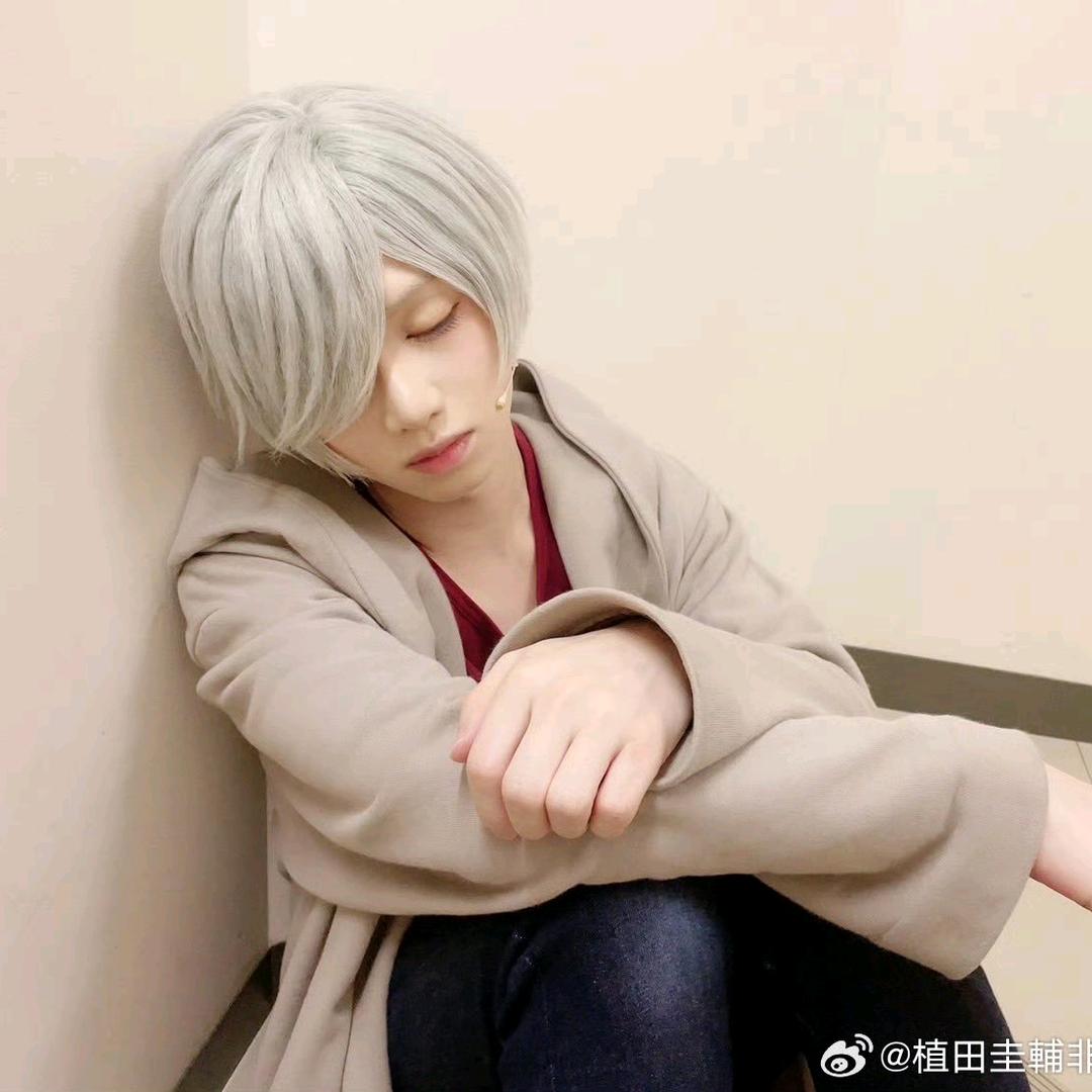 💙ฅ^深星鸭^ฅ💙