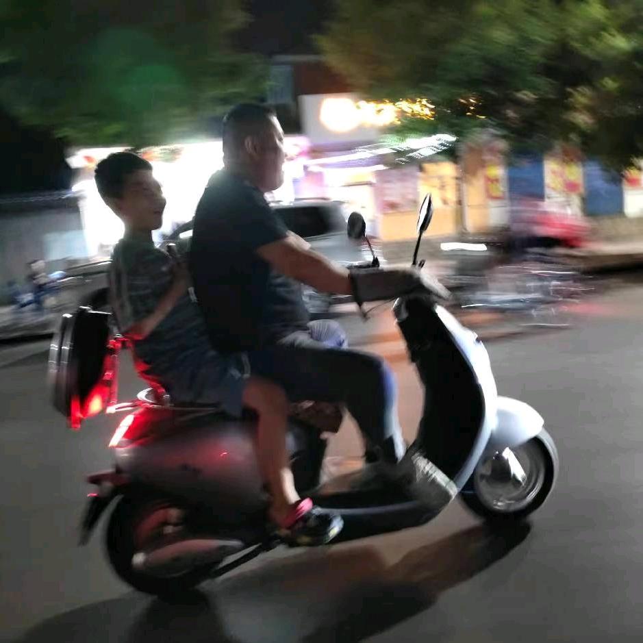 番茄嘲笑西红市