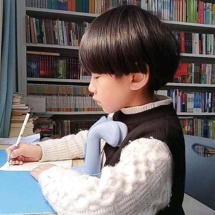 策策同学二年级