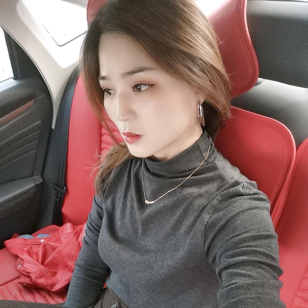 爱吃榴莲的小女人