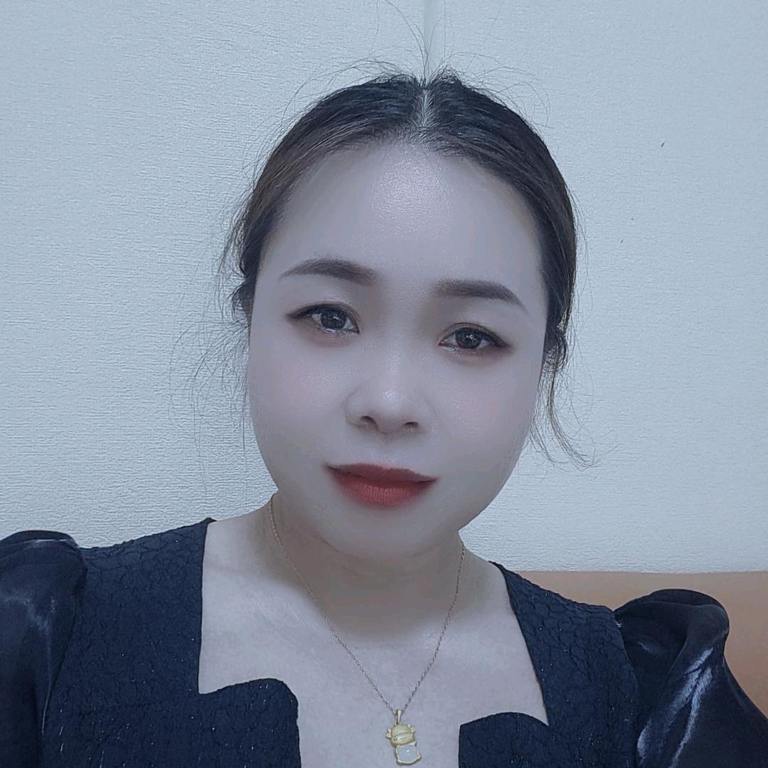 四妹爱编织