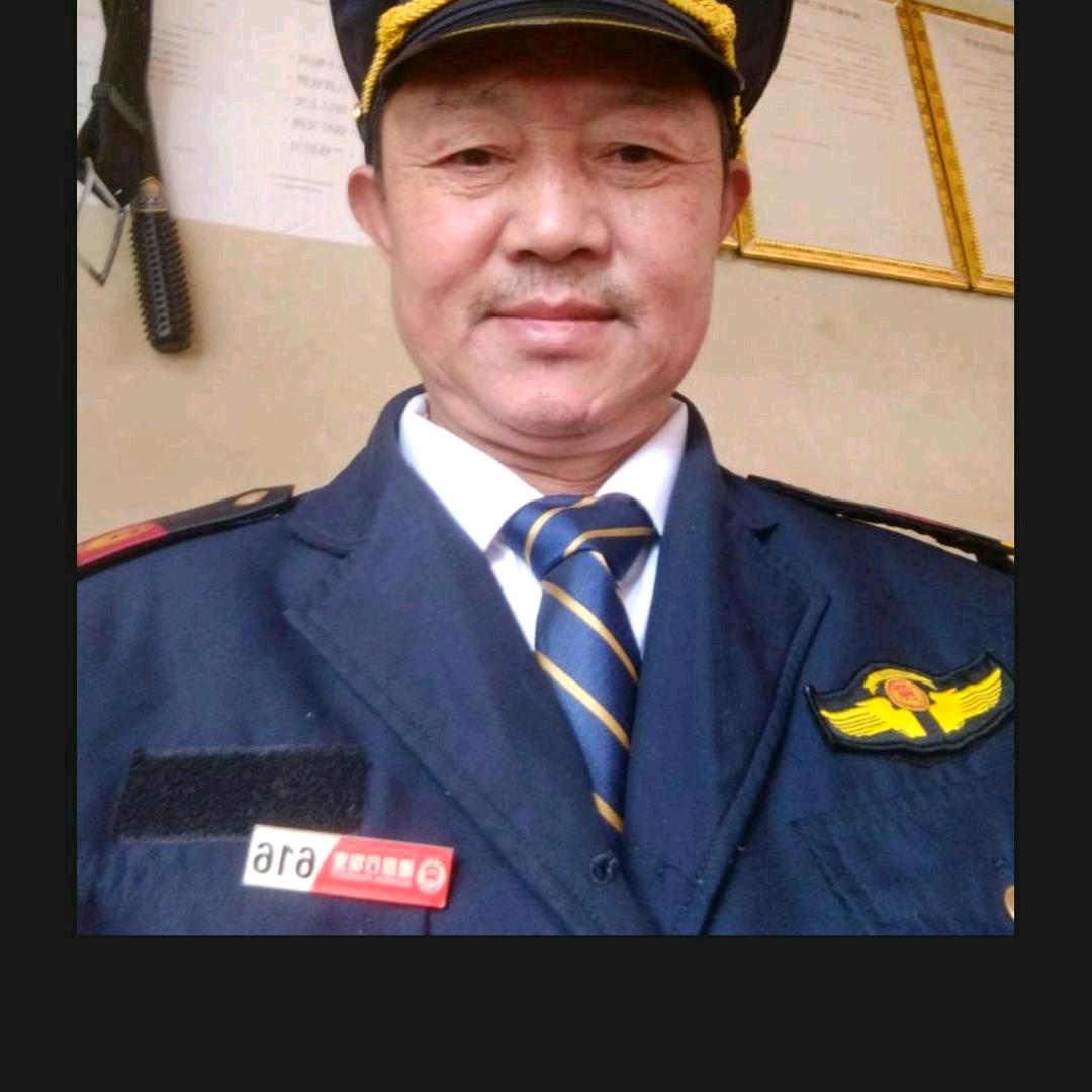 盧1u