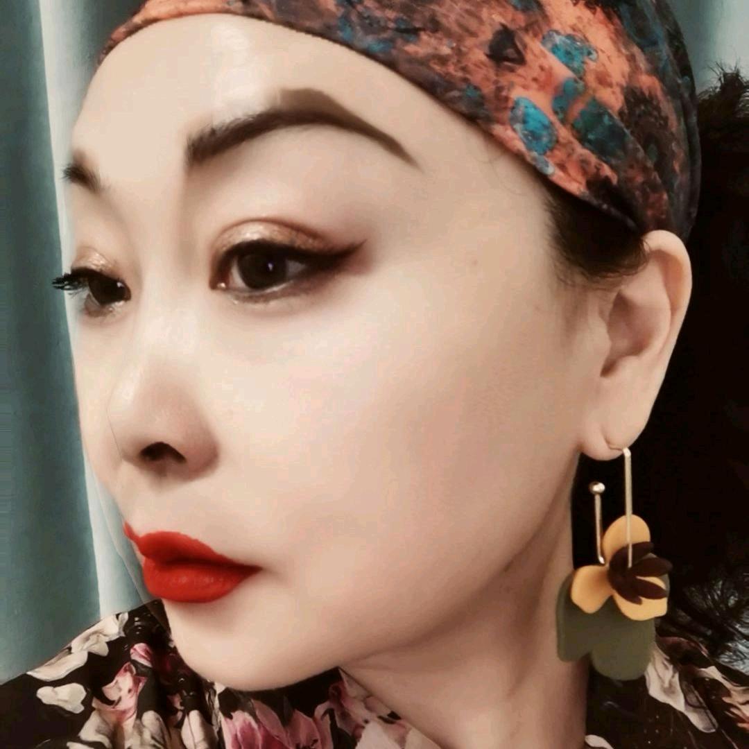 红蔷薇🌹🌸🌴