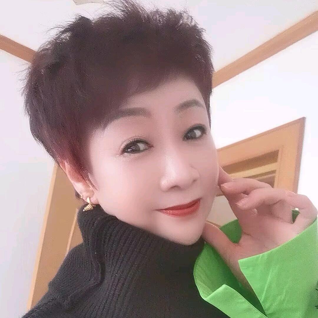 微笑甜甜