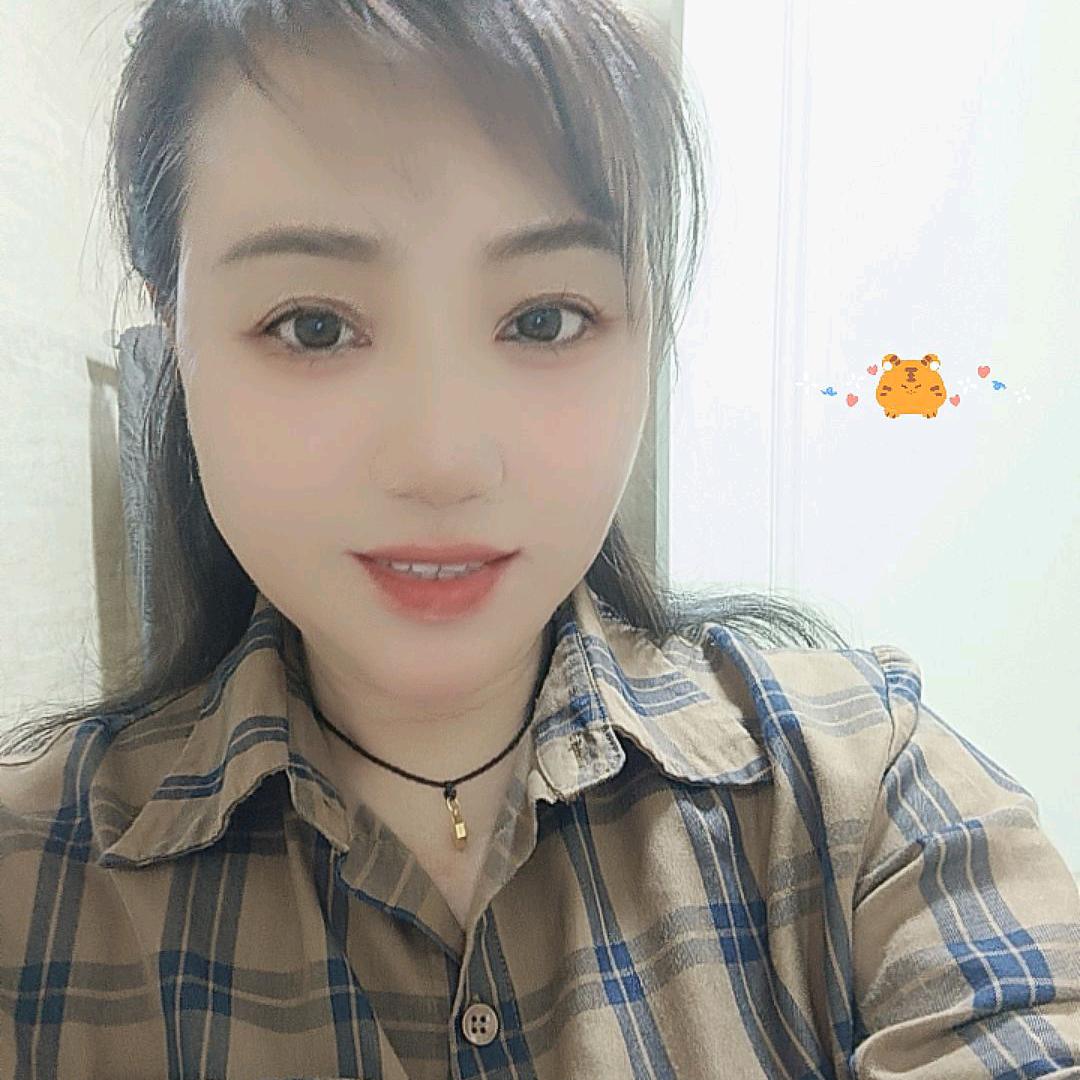 小星瑶。开播号在主页上。每天上午9:30