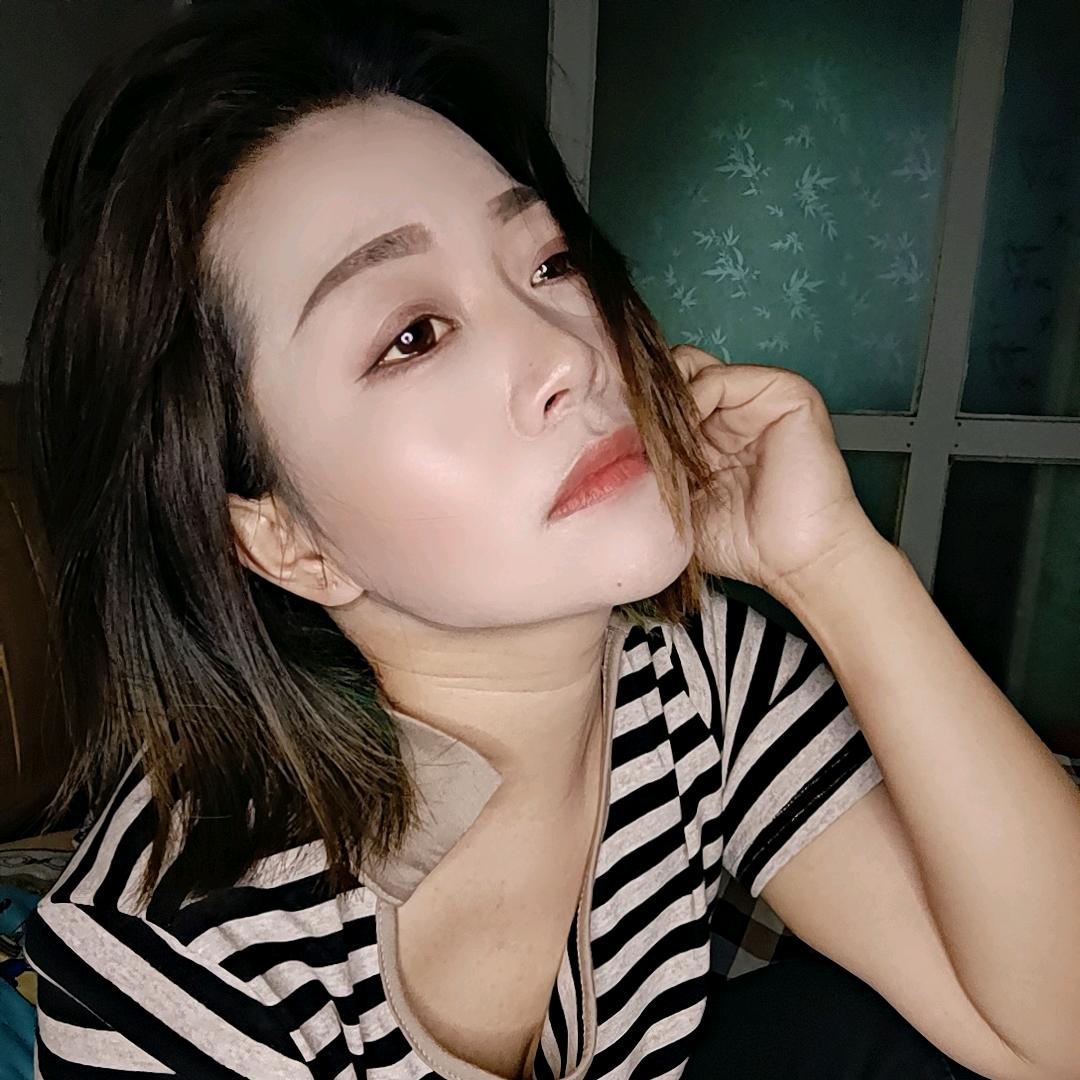 🌹过往🍃云烟🌸