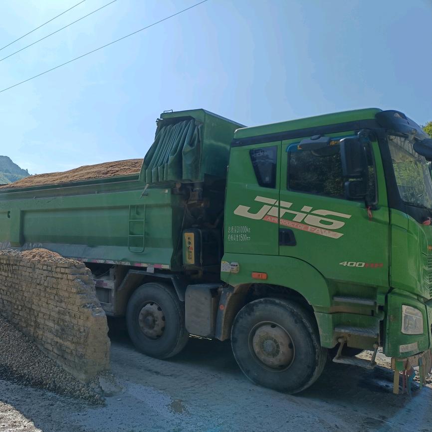 土方工程自卸车