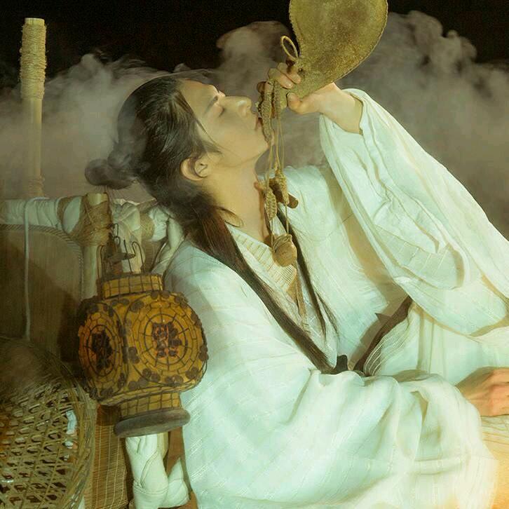 一烟一酒一段情影视
