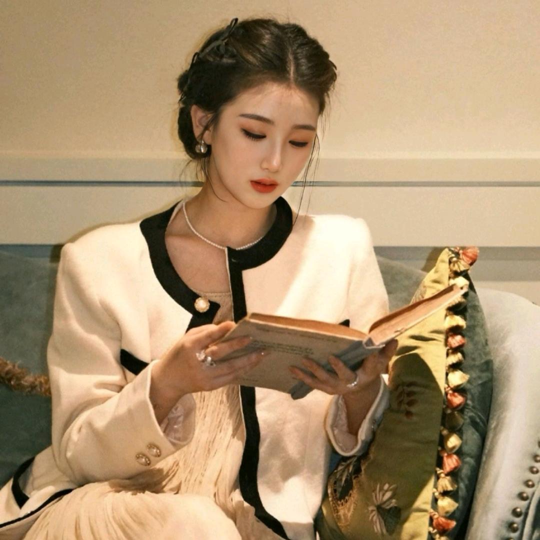 口℡  南宫书婉   ♛♚༒❥♬☼$࿊Å