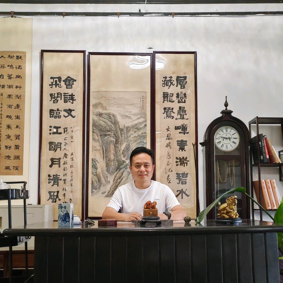 鑫埔艺术品经纪人@王斐