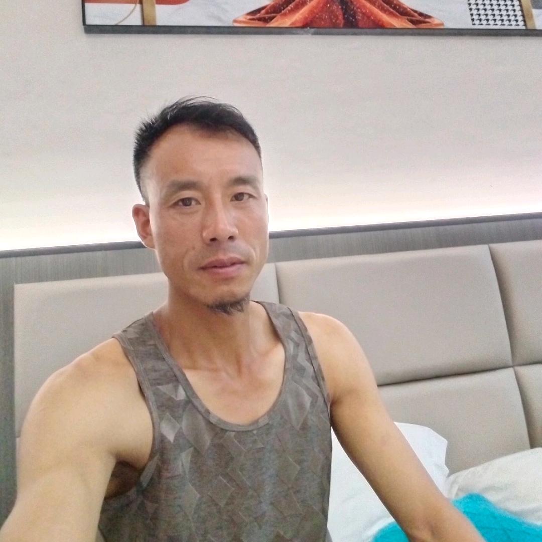 贵州康哥（晚上八点直播）