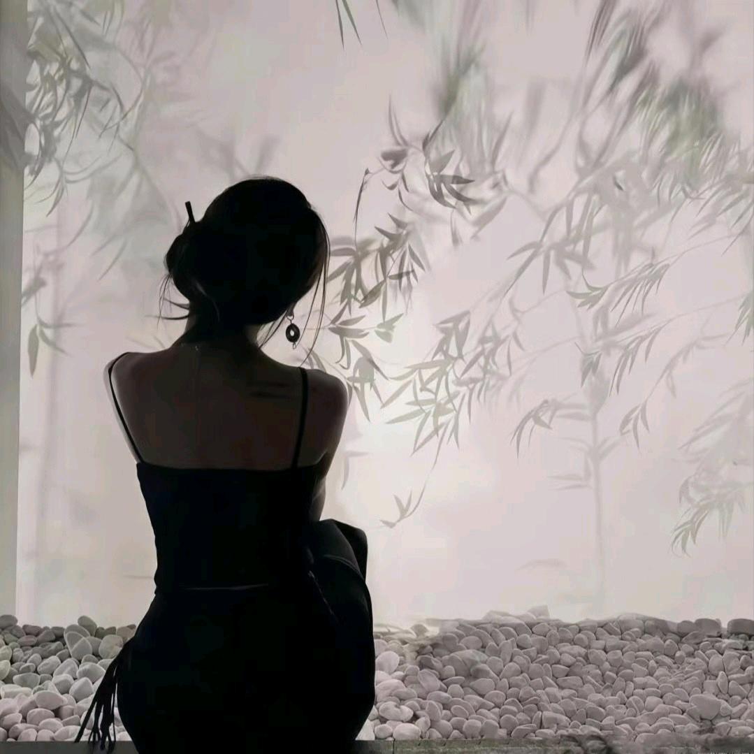 Z~*