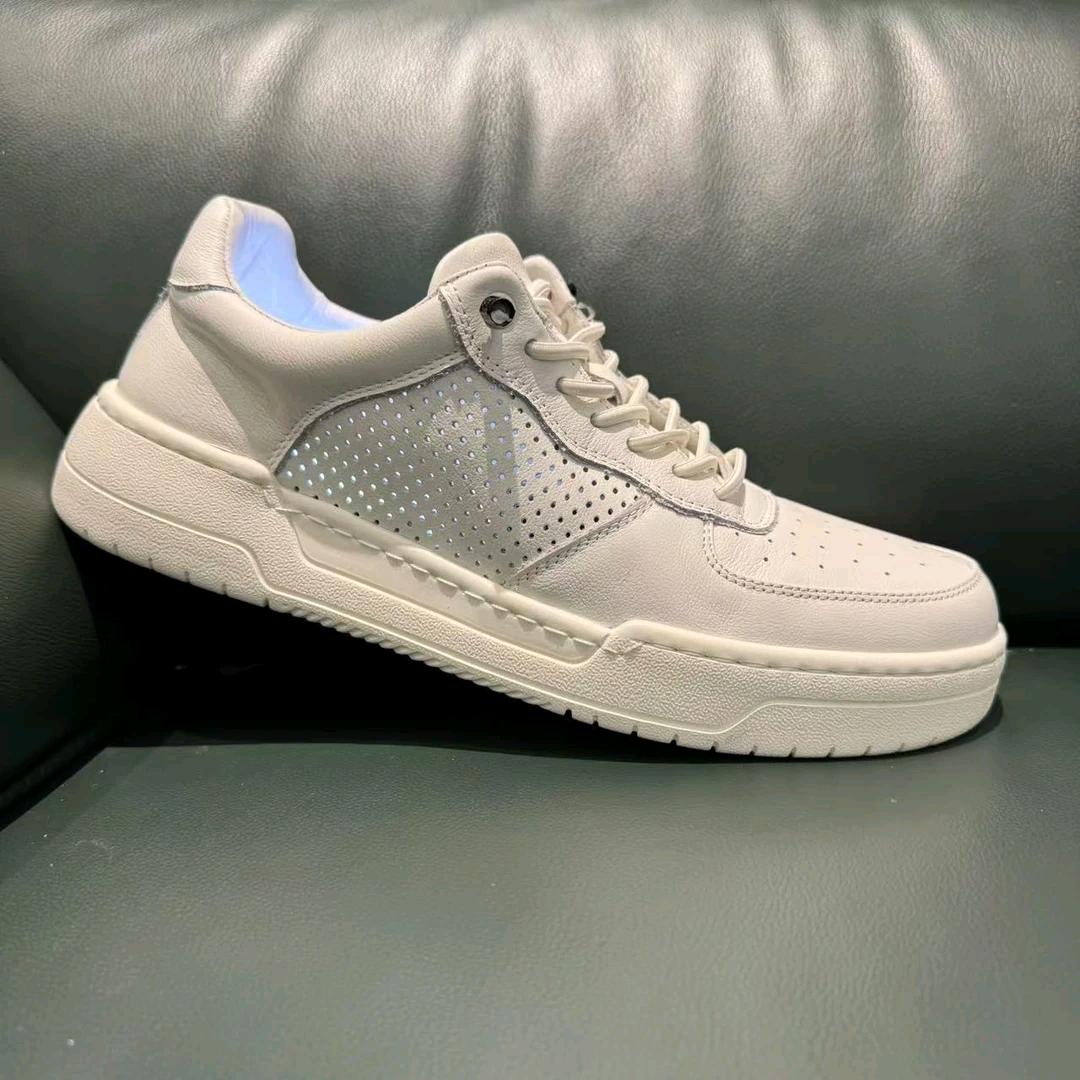 骆登伯尔鞋业小店