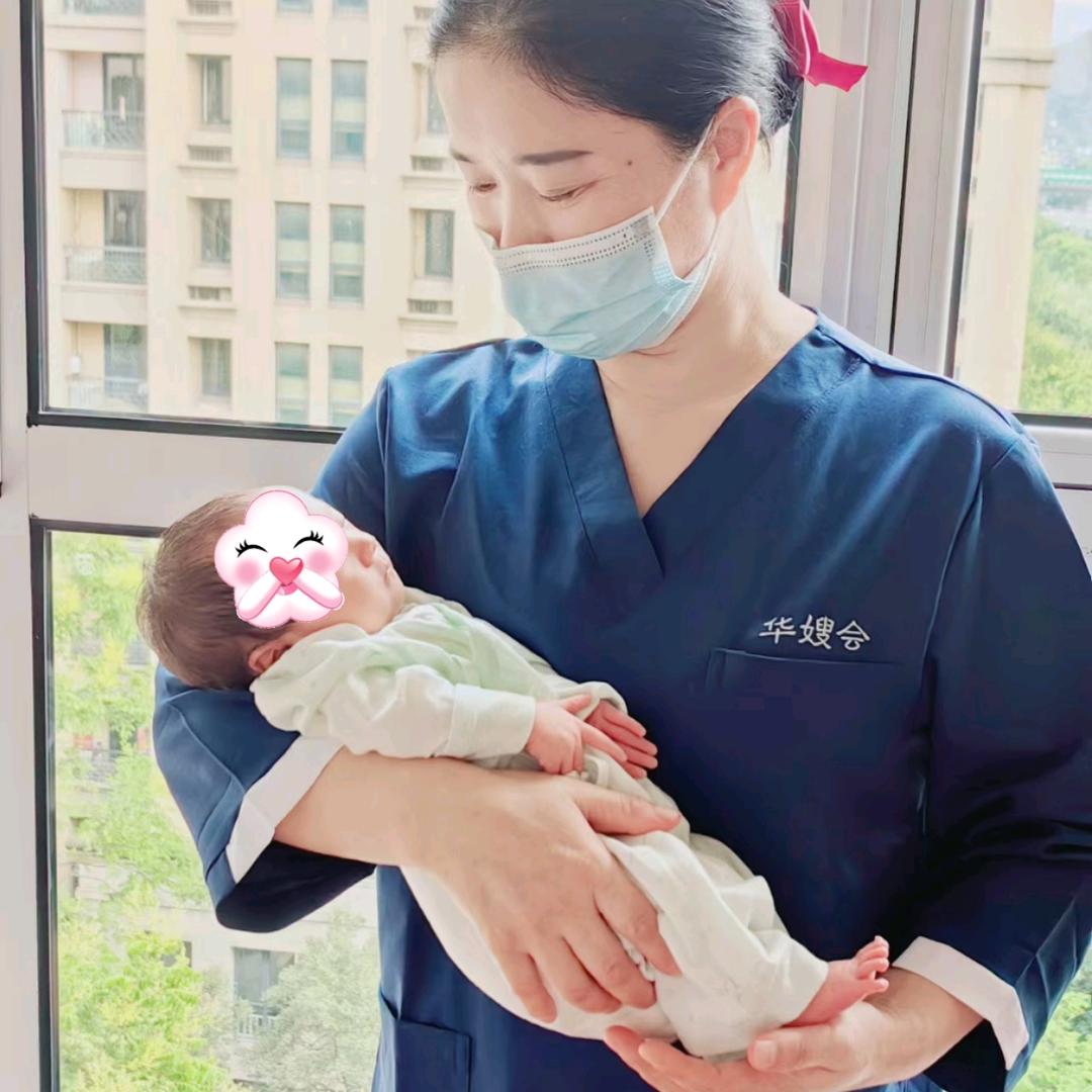 月嫂教练—易姐(带新手)