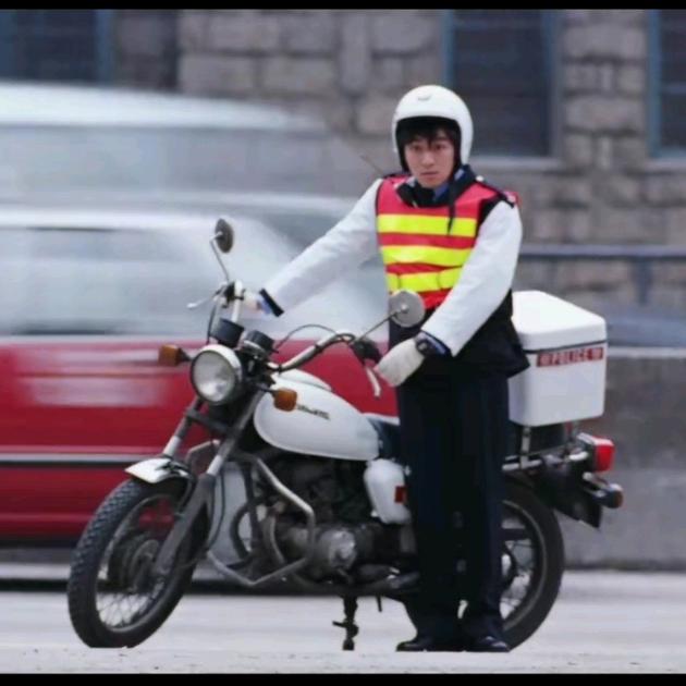 鴻業騰🇨🇳飛