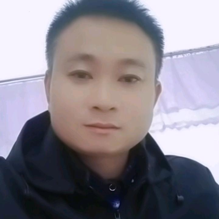 阿春，