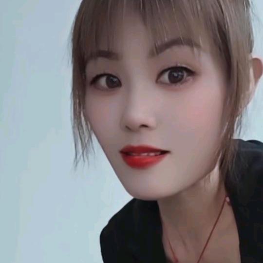 红红