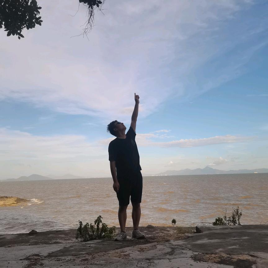 潮品服饰沙岗墟店