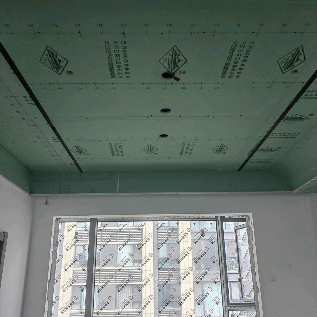 郑州爱盈门木工吊顶