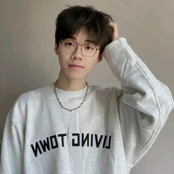 五香麻辣凹凸曼