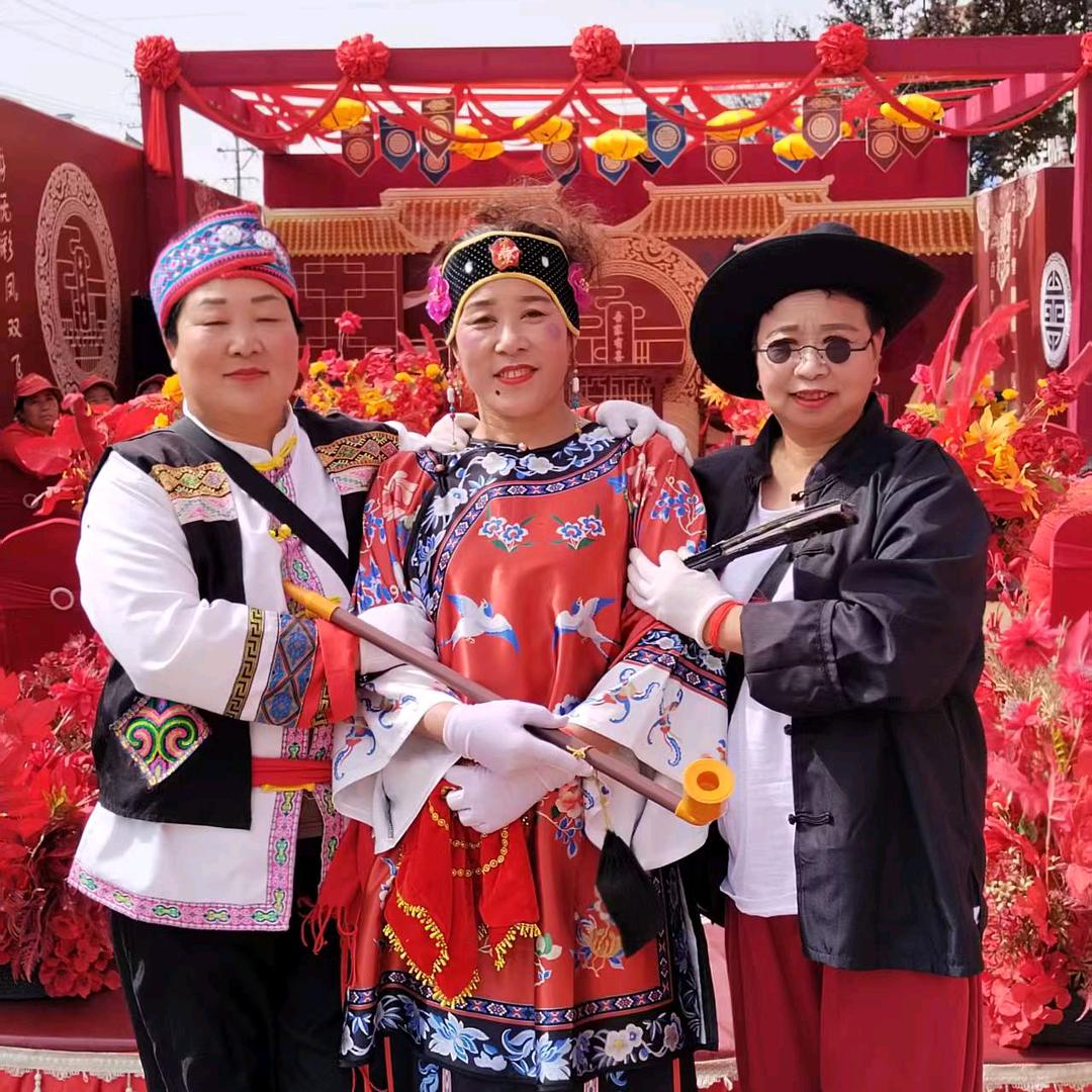 沙河喜轿耿俊玲
