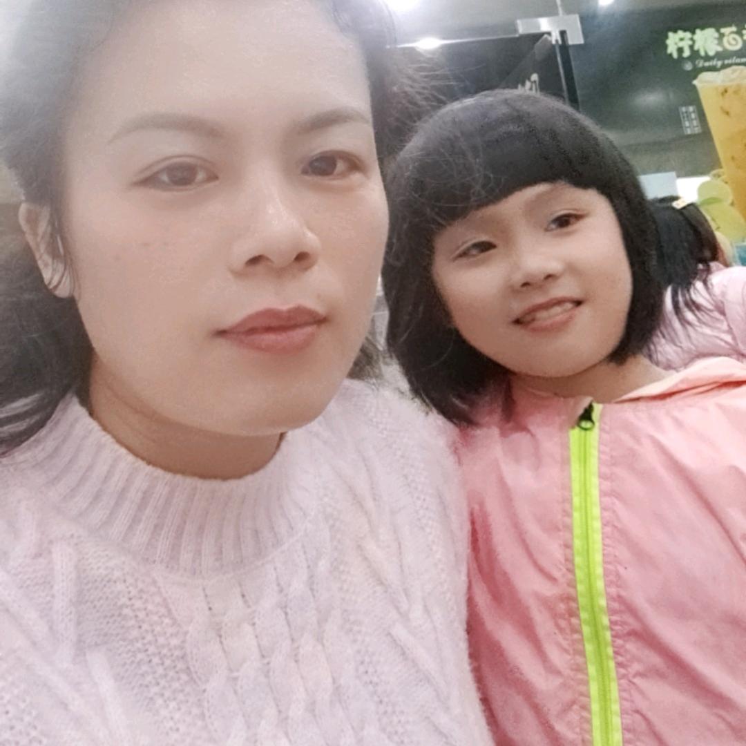 何小姐