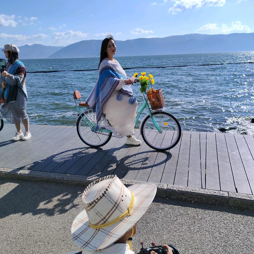 时间如流水，善待自已。